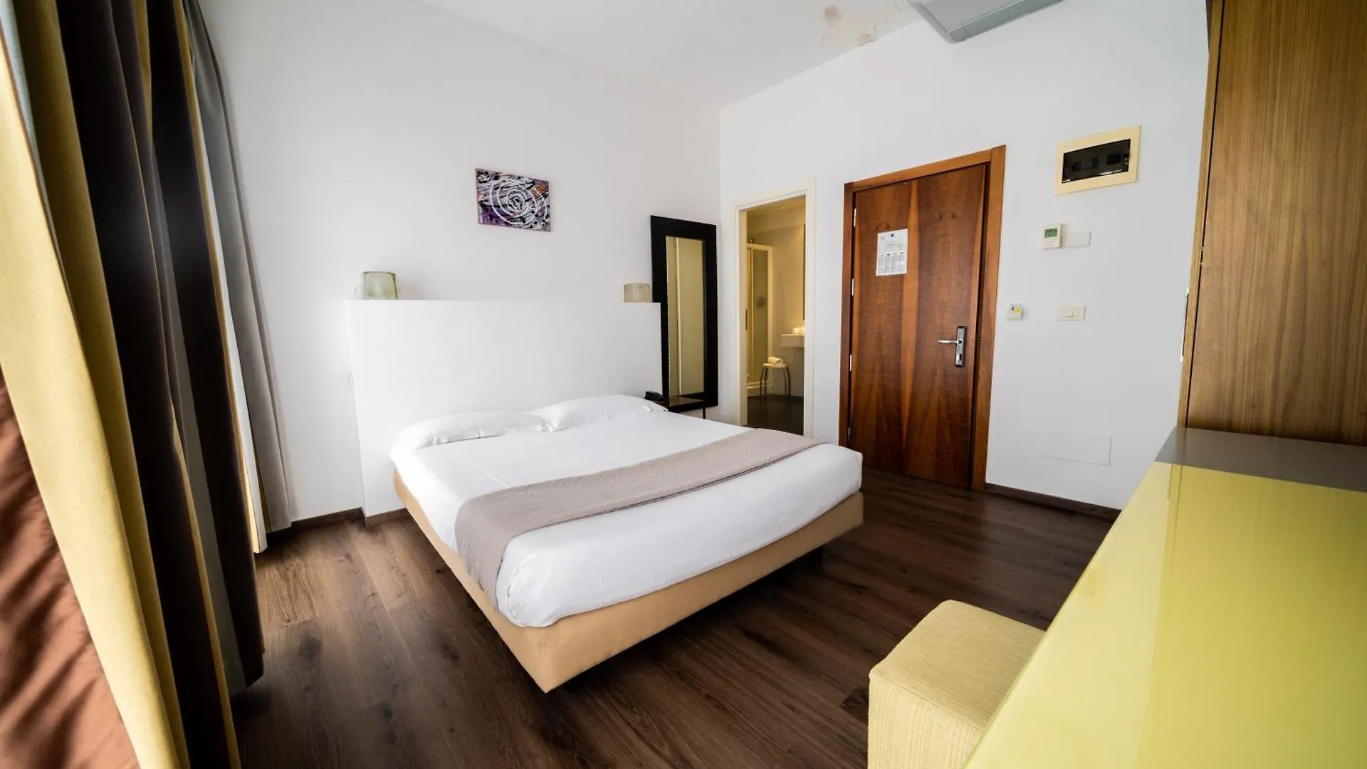 ****  Hotel Trieste Rimini Italy